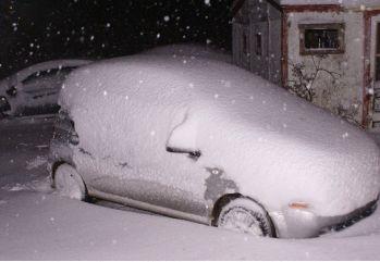 It is cold and snows in Canada, but not in Australia