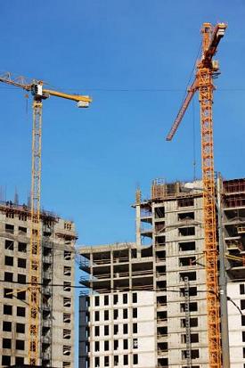 construction is the largest industry in Canada